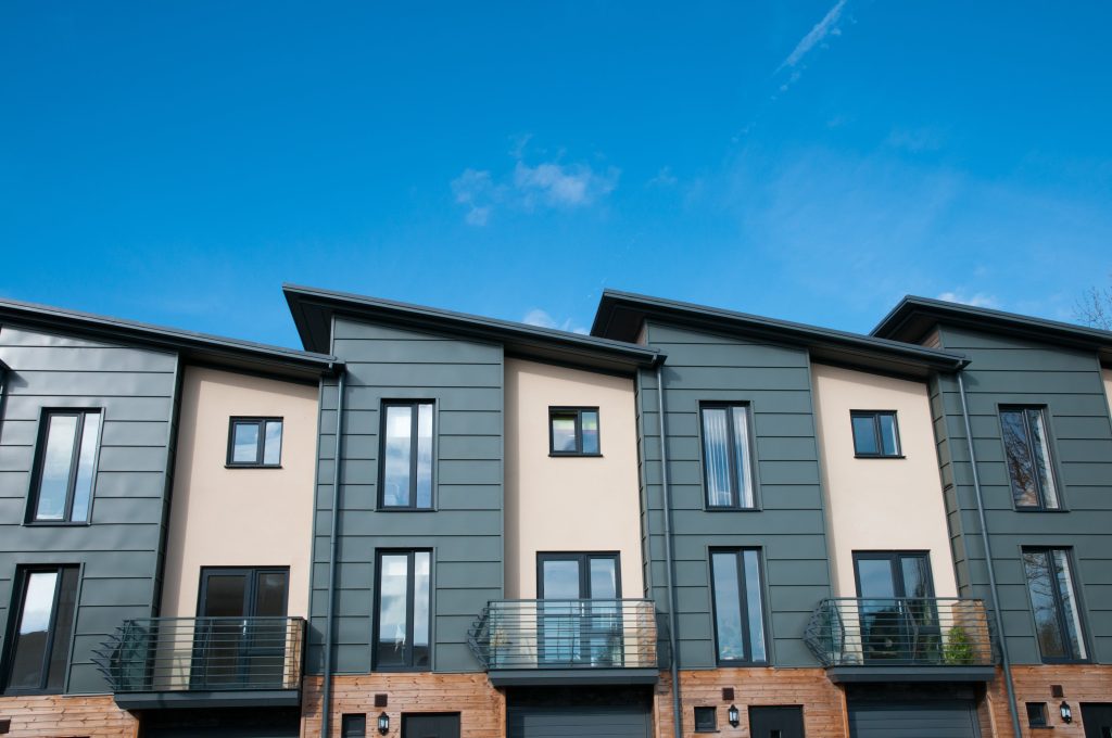 modern housing showcasing the benefits of vacuum glazing
